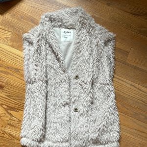 Dylan vest size med
